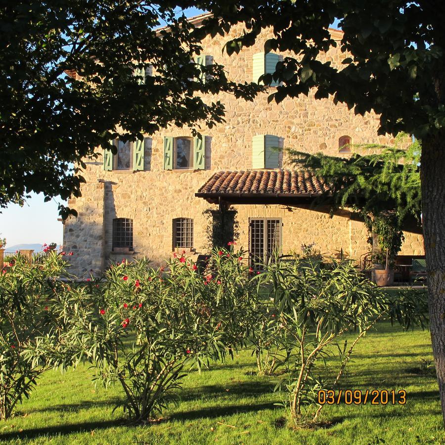 La Palazzetta Del Vescovo Guest House Fratta Todina Exterior foto