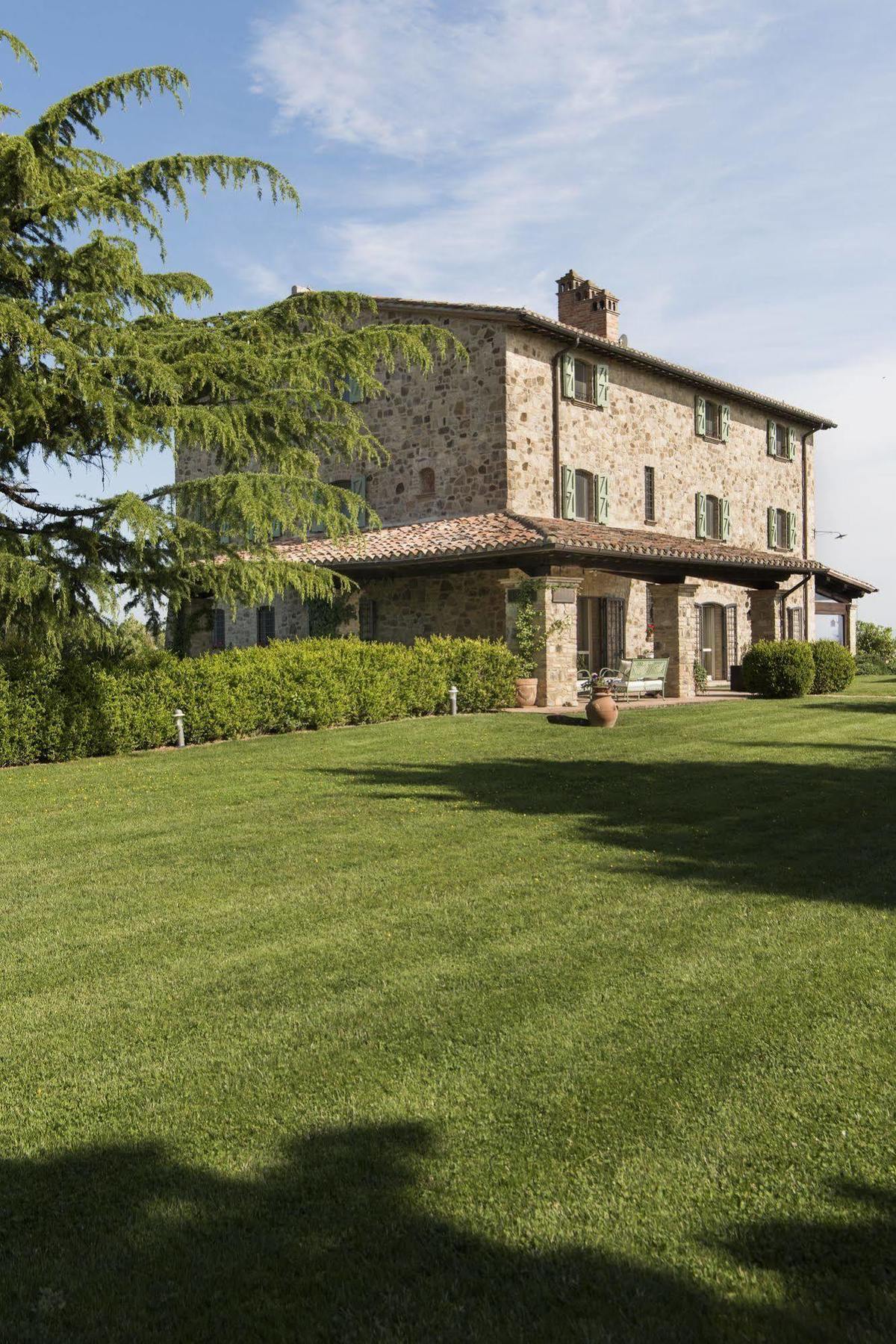 La Palazzetta Del Vescovo Guest House Fratta Todina Exterior foto